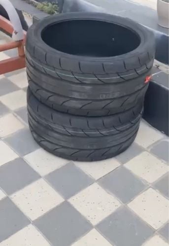 للبيع 285/35/19