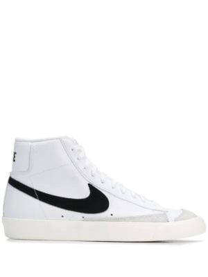 NIKE BLAZERS