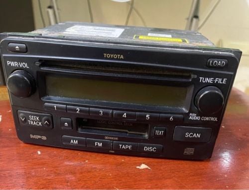 radio for sale little problem