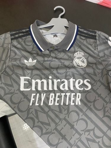 Real Madrid 23/24 Third kit Small