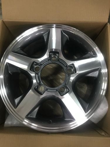 Najma 16" New