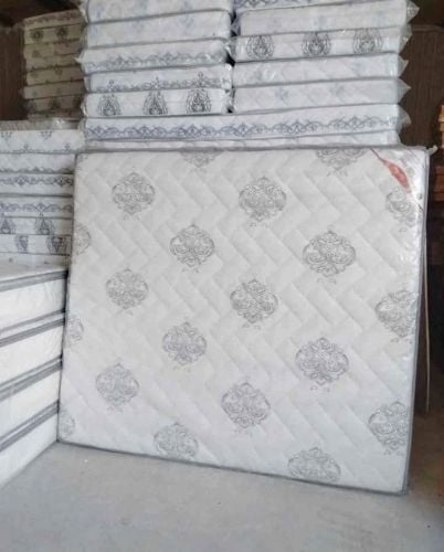 King. double. Queen size mattress