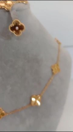 طقم نسائي شيك