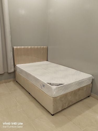 صندوق ديفان ومرتبة زنبركية