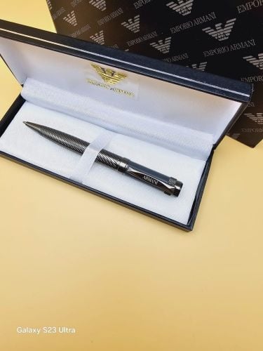 armani pen