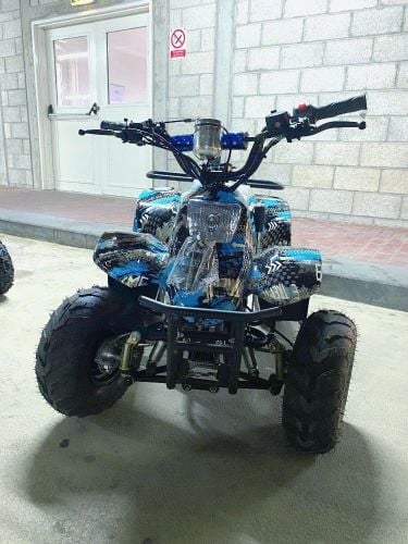 سيارة بنزين سعة 110 سم مكعب