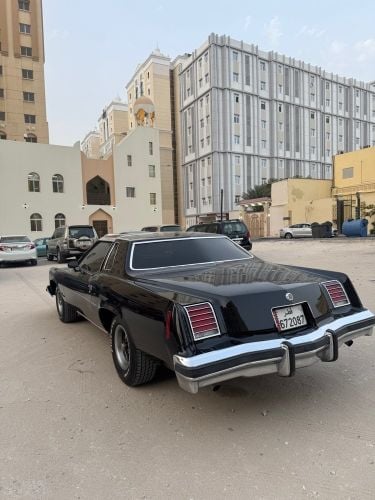 بونتياك بريكس ١٩٧٦