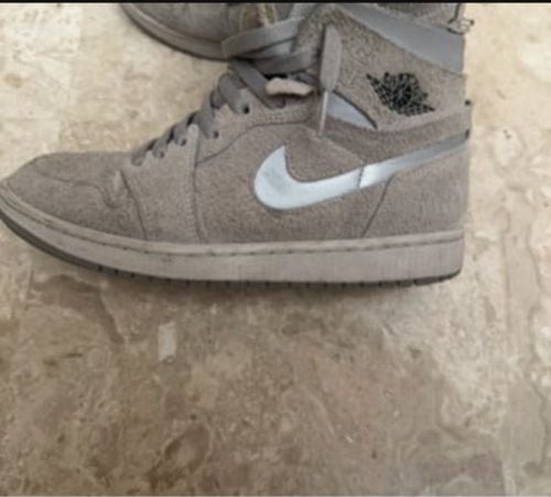 Jordan 1 gray real, bought for800