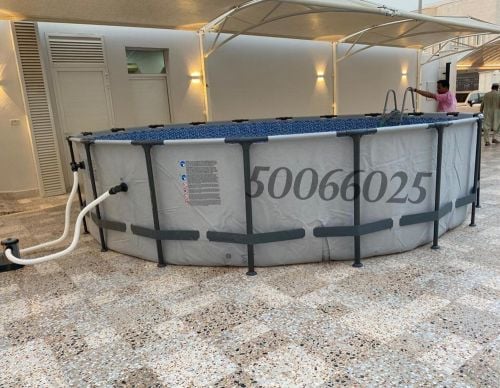 مسبح مدورة