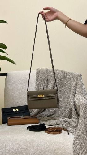 Hermes Kelly Classique To Go wall