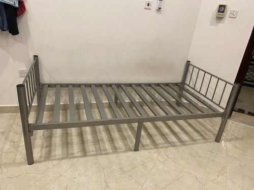 new iron single or double bed