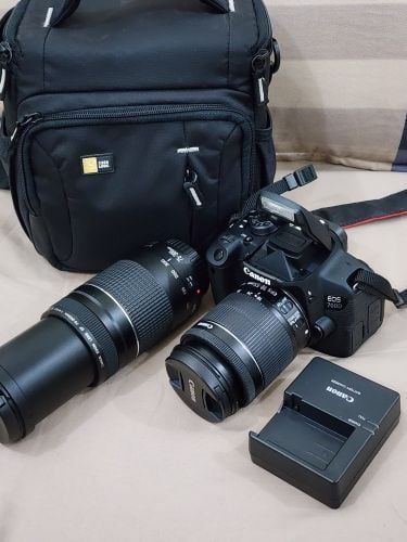 کینون کیمر 700 دی 