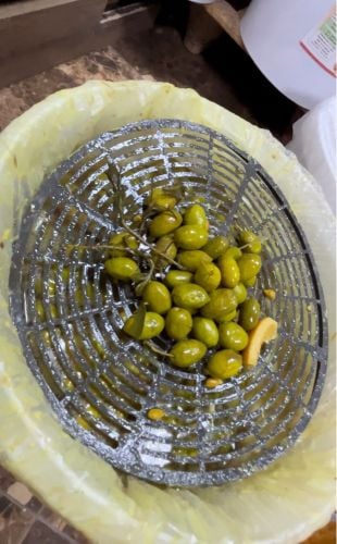 أجود نوع زيتون ومخللات سورية 
