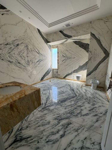 للبيع فيلا راقيه وفخمه بالدحيل 