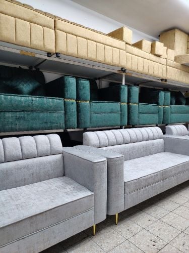 Sofa set sell and making.