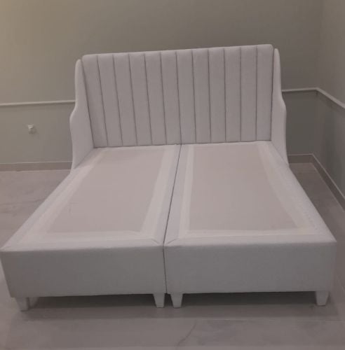 بيع وتصنيع سرير مزدوج.