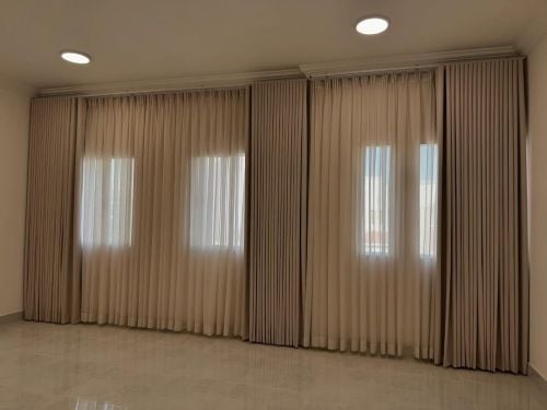 Curtain