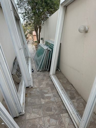 للبيع المنيوم