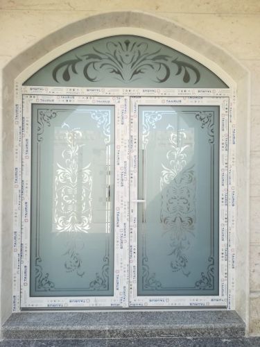 making new Upvc door 
call 301048