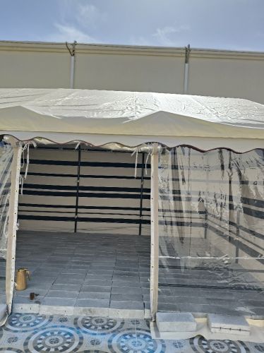 فك وتركيب المخيمات