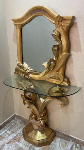 Mirror with stand table