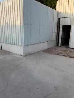 عزبه للتنازل بجميع الخور