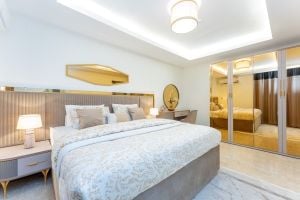 Spacious elegant 5BHK-In Al Safwa