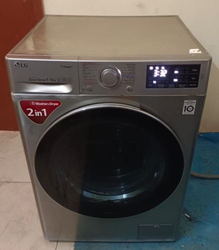 LG 9/6 kg washing machine for sal