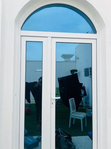 أبواب ونوافذ يو بي في سي وإصلاحها