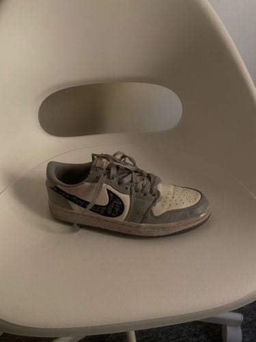 حذاء نايك 