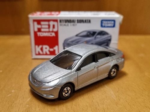 Hyundai Sonata - Tomica Diecast