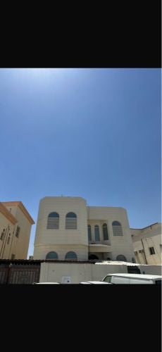 للبيع فيلا بمعيذر