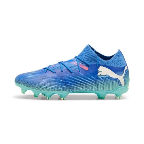 Football shoes Academy from Puma
