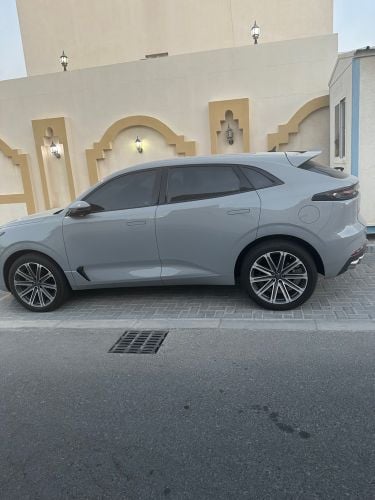 يوني كيه  للبدل مع ليوبارد ٥