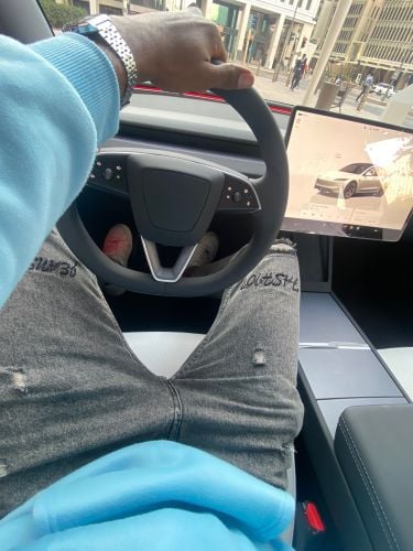 ابحث عن وظيفة سائق