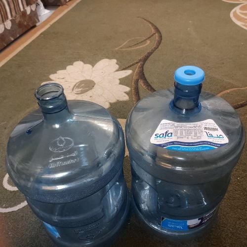 قارورة مياه للبيع
