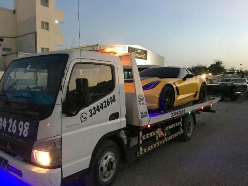 سطحة لنقل السيارات
