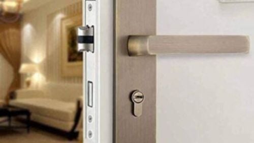 نجار ابواب واقفال