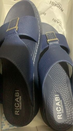 نعال جديد لم يستخدم ولا مره 