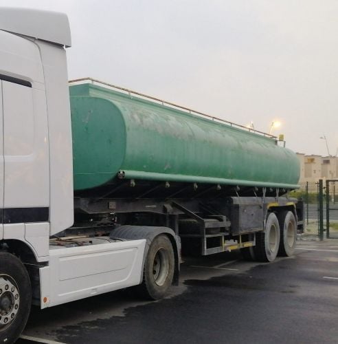 تنكر مياه جوفيه للأيجار