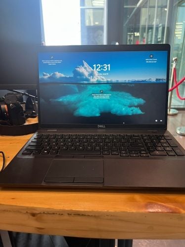 Dell latitude 5501 laptop