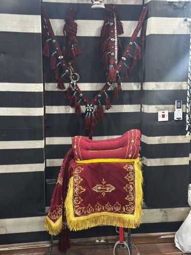 سروج خيل عربيه وسروج مسيله خفيفه 