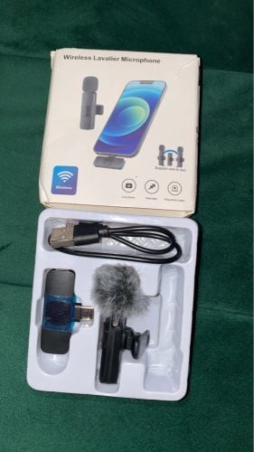 ميكرفون للبيع ( للمقابلات )