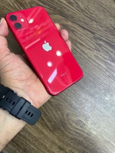 ايفون 11 عادي 128 جيجا احمر 