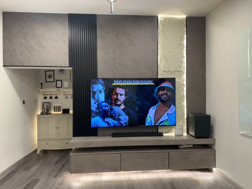 ديكور التلفزيون