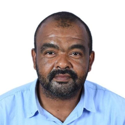 عبدالعزيز عثمان