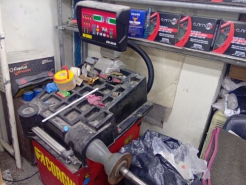 corghi wheel balance machine