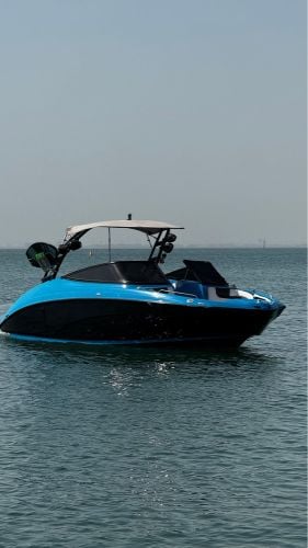 jet boat 242x
