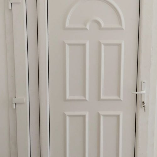 تصليح الابواب