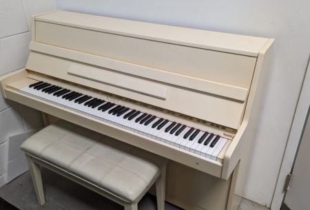piano for sale urgent 